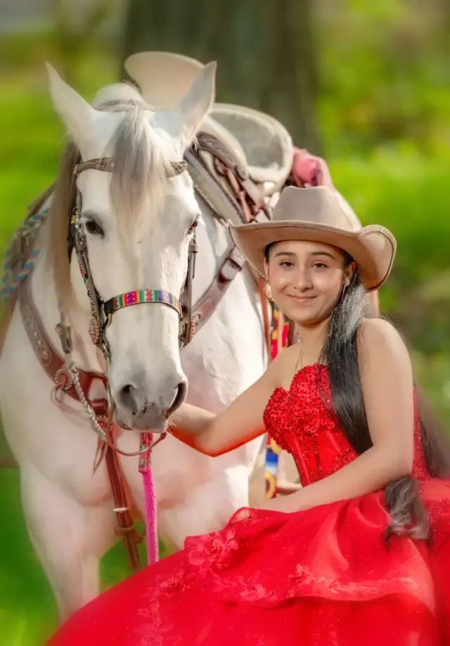 Quinceañera — photo 2
