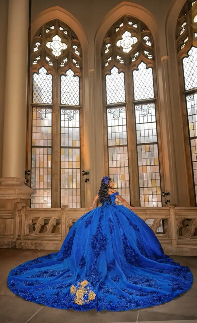 Quinceañera — photo 12
