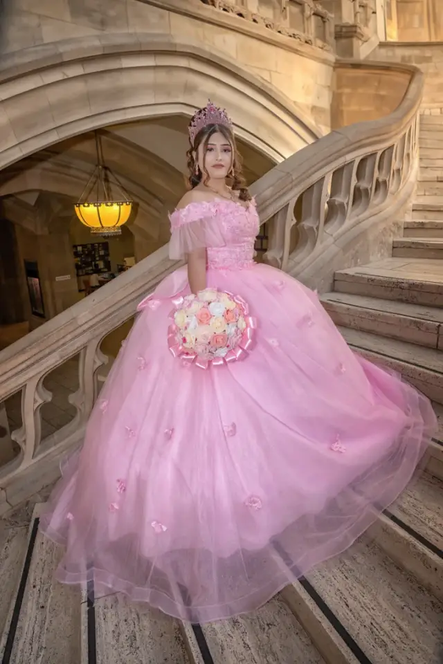 Quinceañera — photo 23