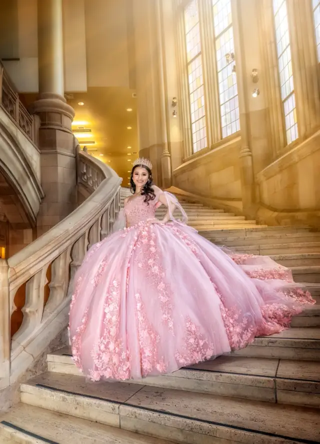Quinceañera — photo 28