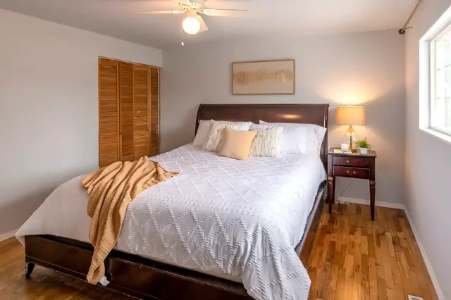 Real Estate — photo 7