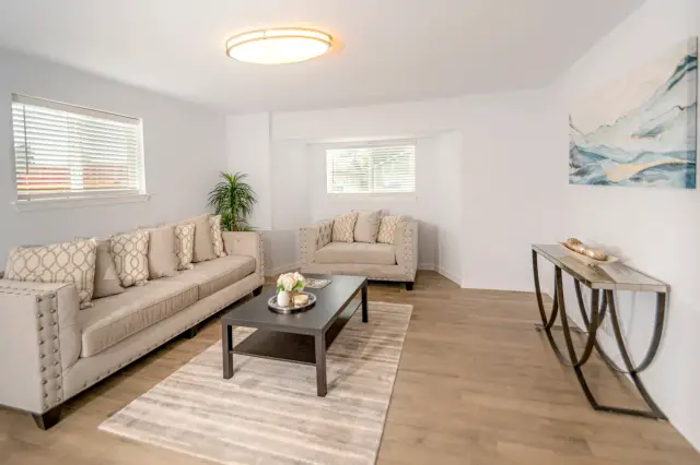 Real Estate — photo 15