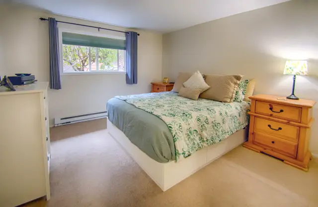 Real Estate — photo 26
